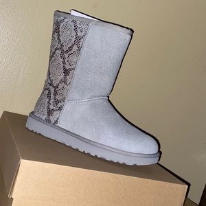 Ugg boot